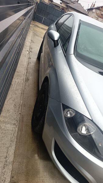 Se vinde pentru dezmembrat,