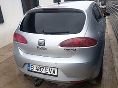 Se vinde pentru dezmembrat